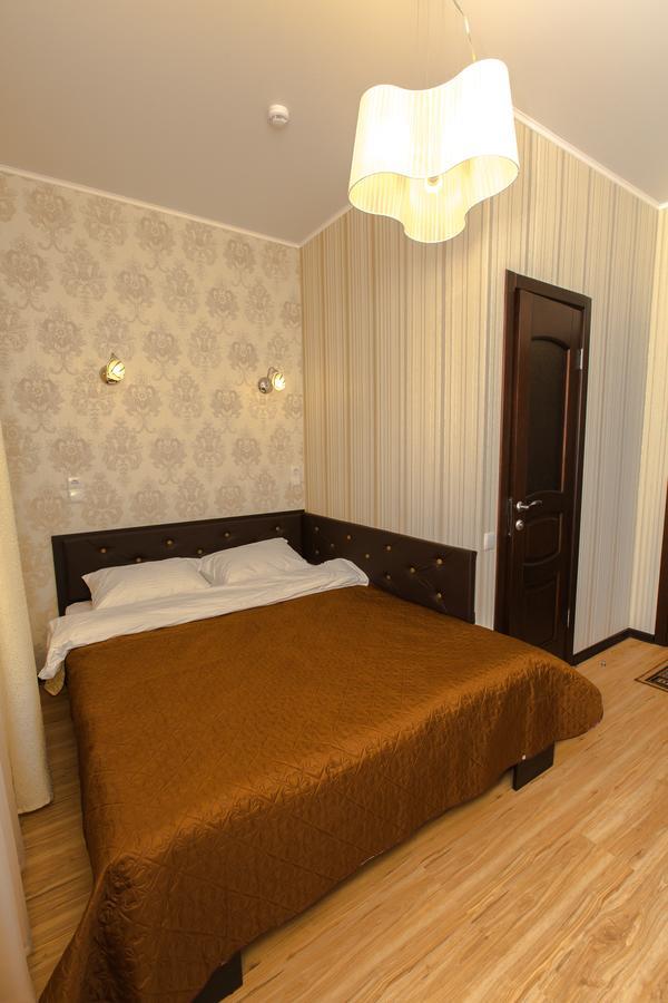 Hotel Hizhina Petropavl Exterior foto